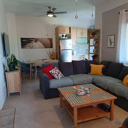 Family House By The Sea Holiday home Nikiti (Sithonia)